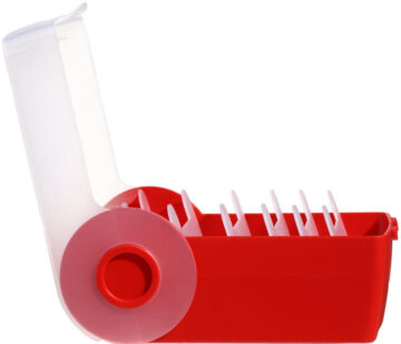 geöffnete, rote Lernkartei in der Ansicht von der Seite